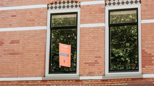  Woning verkocht? Daar hoort een verkocht sticker bij!